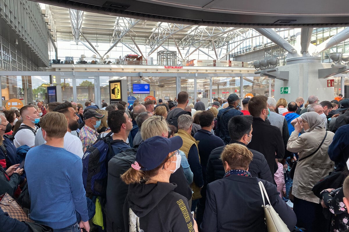 Alarm at Hamburg Airport: Police clear building, all departures stopped!