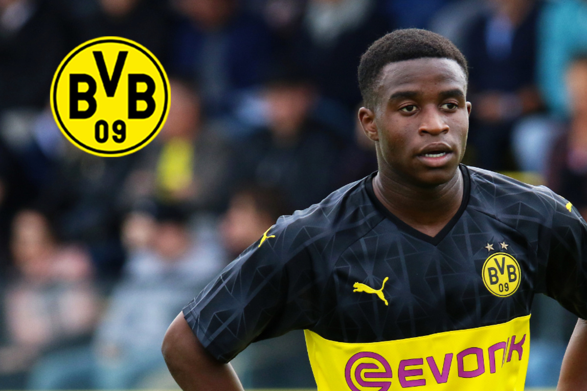 Bvb Dreierpacker Moukoko Gegen Schalke Ubel Beleidigt Ich Brech Dir Alle Knochen 24