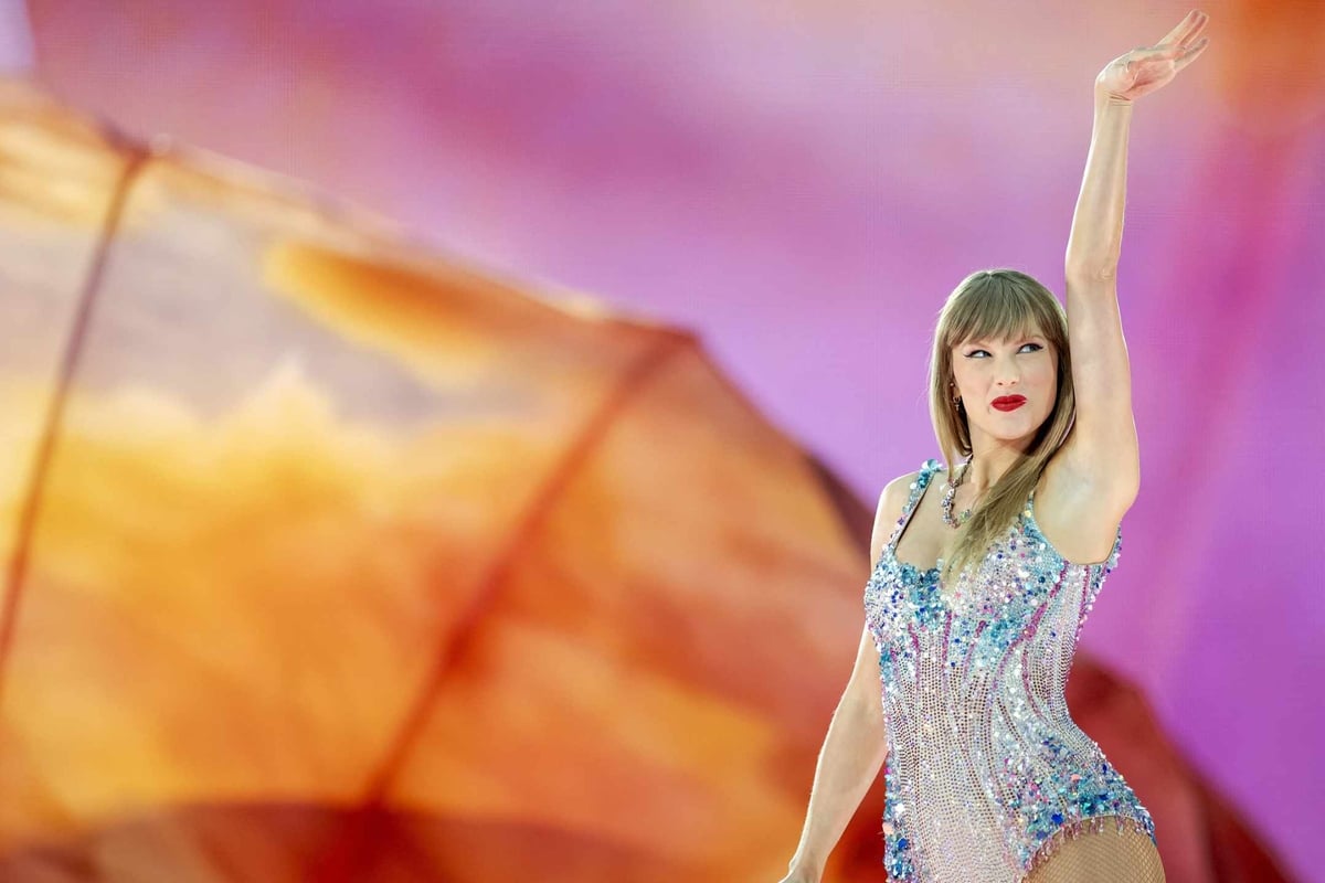 Taylor Swift shouts out "stunningly beautiful" Zurich in heartfelt