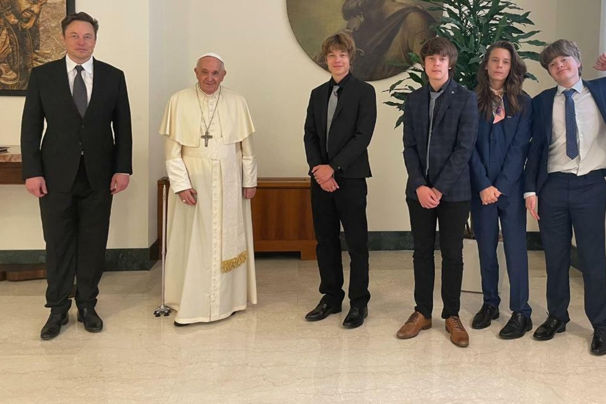 Elon Musk e Papa Francesco: un incontro sorprendente in Vaticano