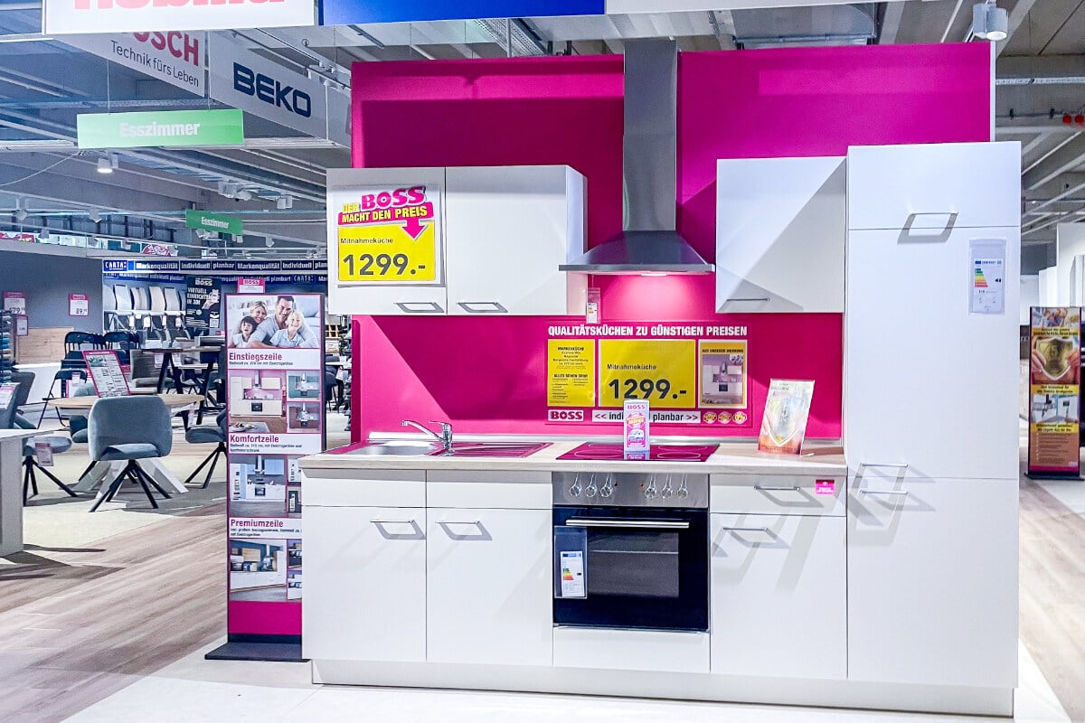 Frei geplante Küchen gibt's bei Möbel Boss zum halben Preis