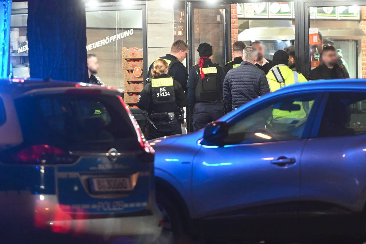 Streit Um Frau Endet Blutig Mann In Berlin Mitte Mit Messer Verletzt fancy-restaurants-berlin-mitte-bruin-blog