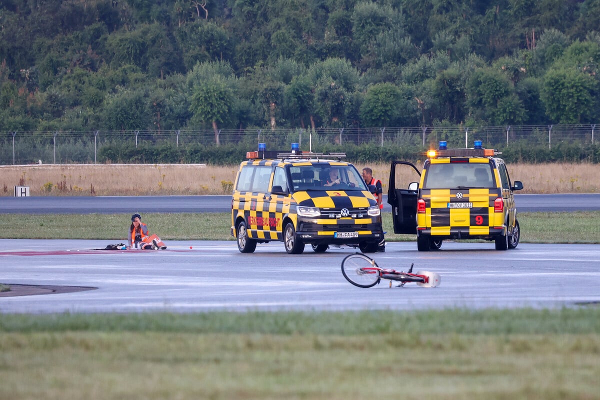 Polizeieinsatz am Hamburger Flughafen: Klimaaktivisten gestoppt