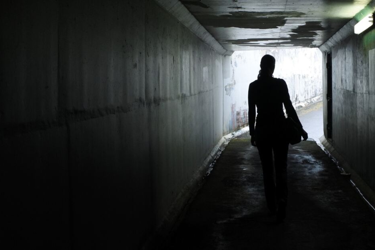 Frau sucht dunkelhäutigen mann
