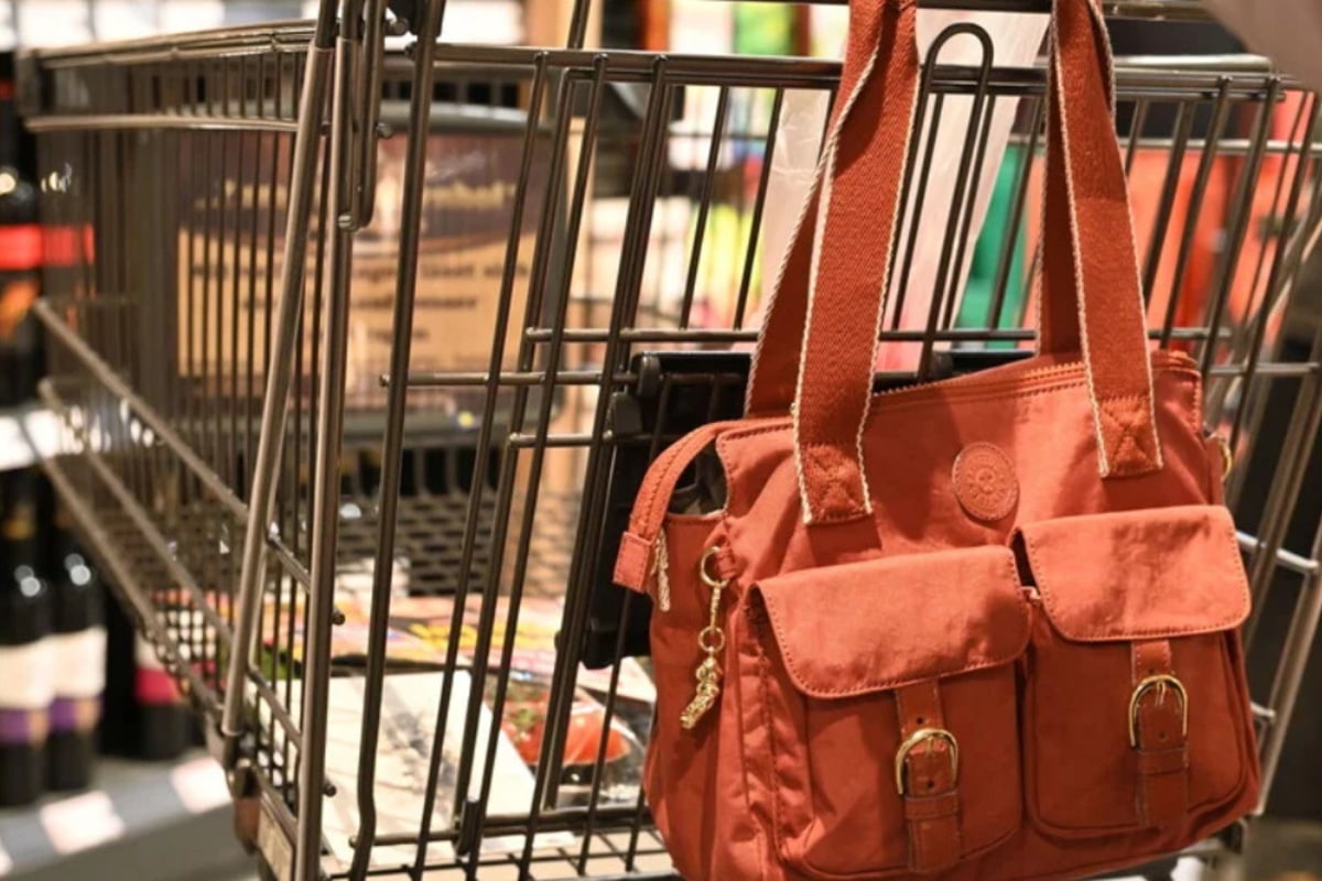 Tatort-Supermarkt-Smartphones-und-Geldb-rse-geklaut