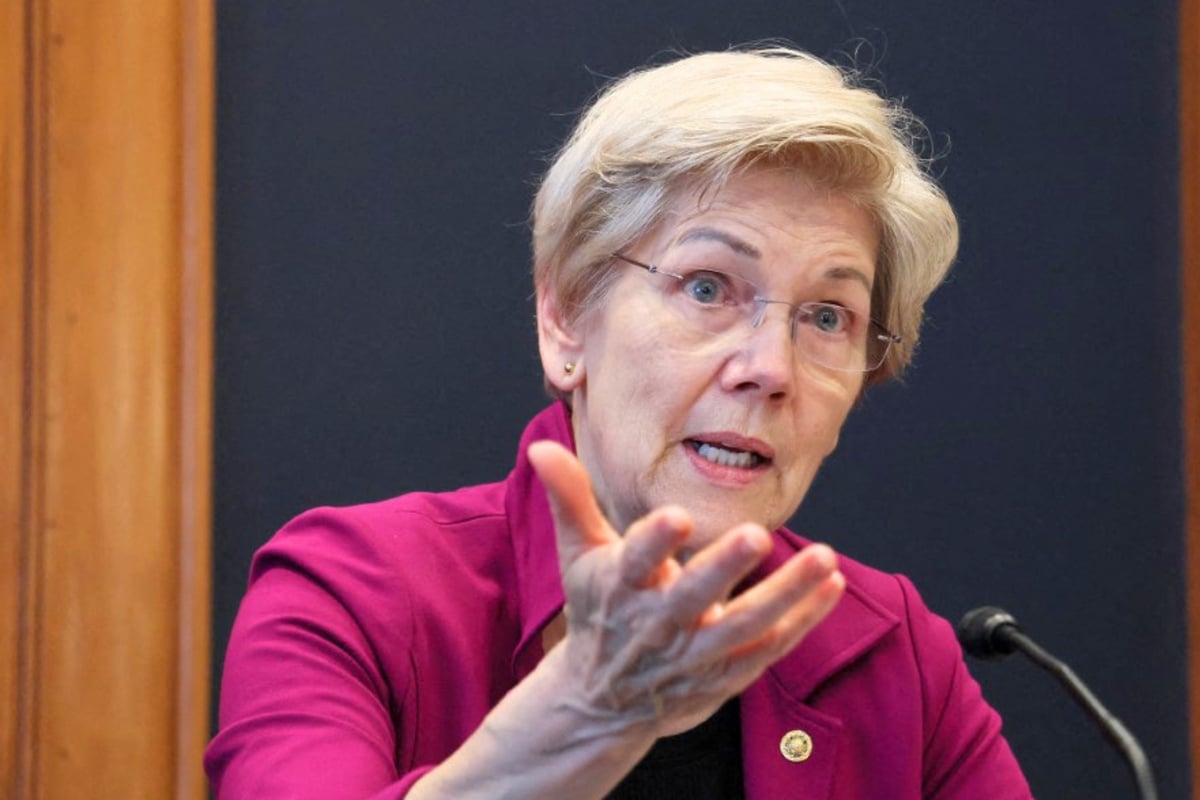 Elizabeth Warren urges lawmakers to tax AI in effort to "invest in people"