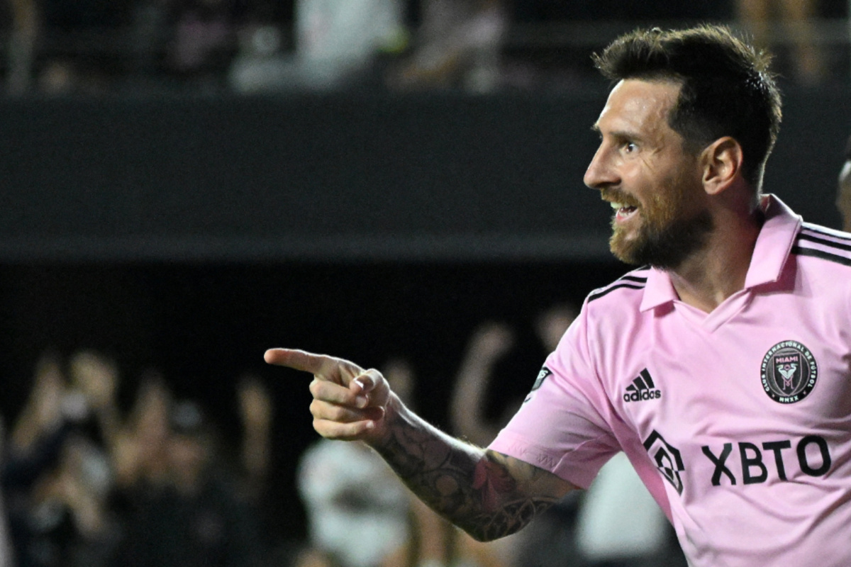 Supporter Loses Job After Asking for Messi’s Autograph – Inter Miami Hype