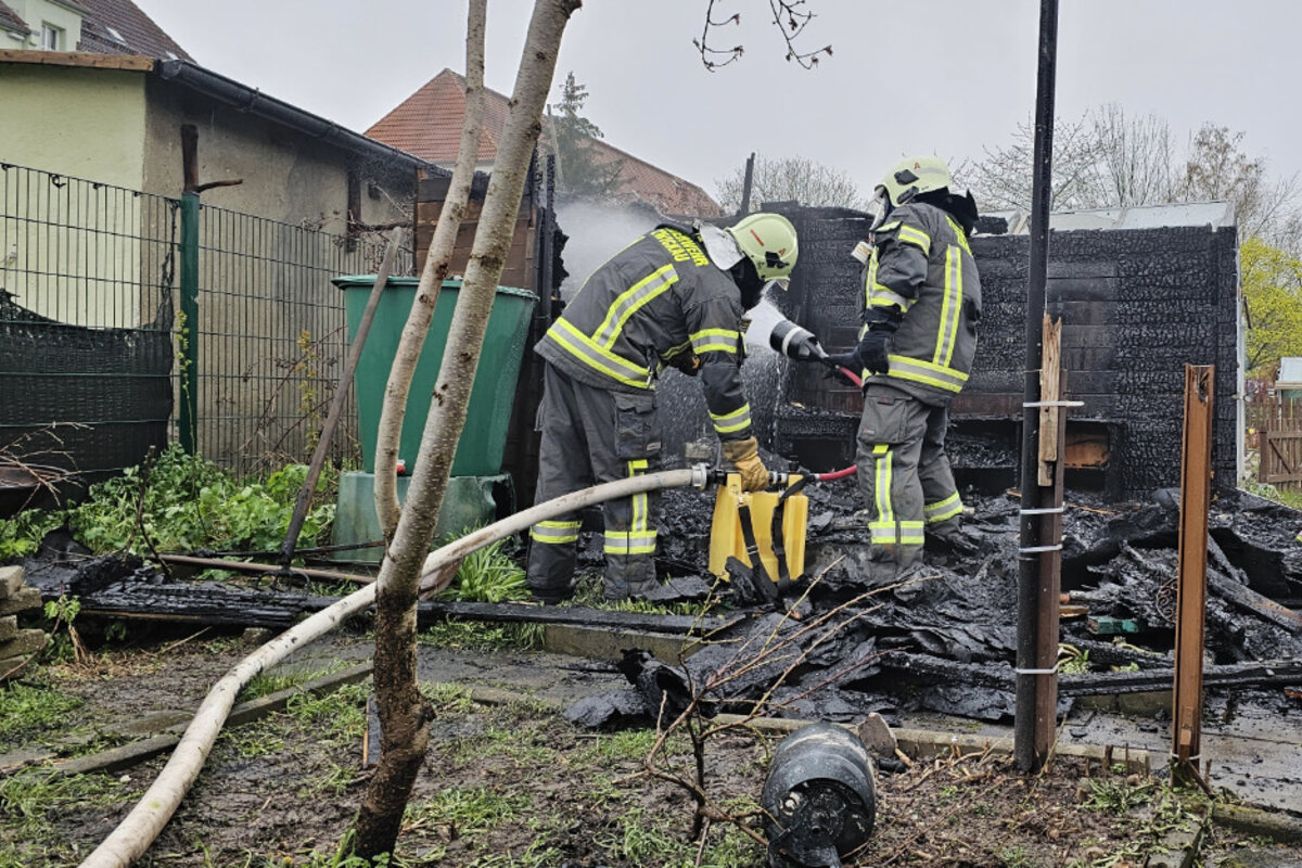 BrandSerie in Zwickau? Schon wieder Feuer in Gartenanlage Häuschen