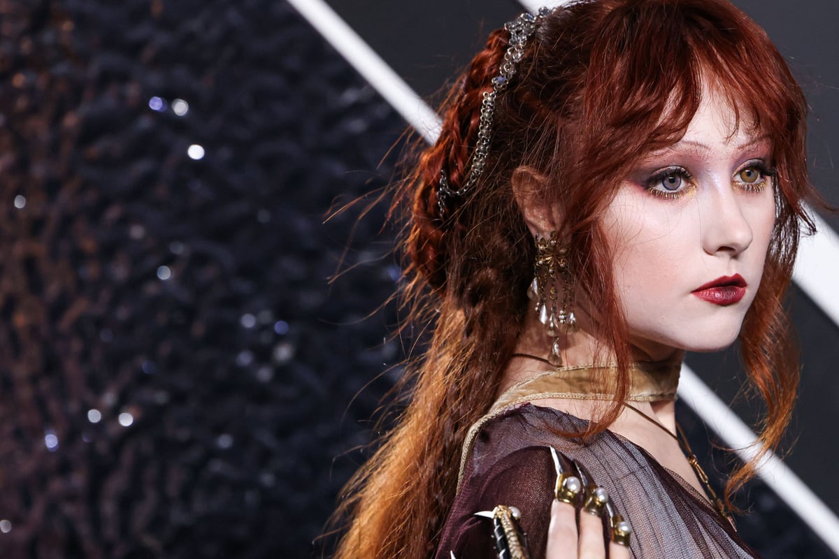 SNL pokes fun at Chappell Roan's fan boundaries and endorsement drama