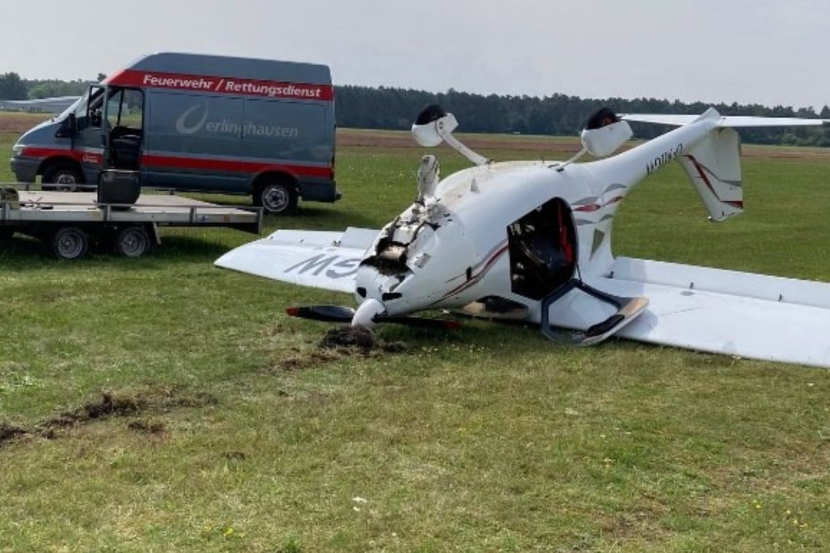 Bruchlandung: 70-Jähriger schrottet sein Flugzeug