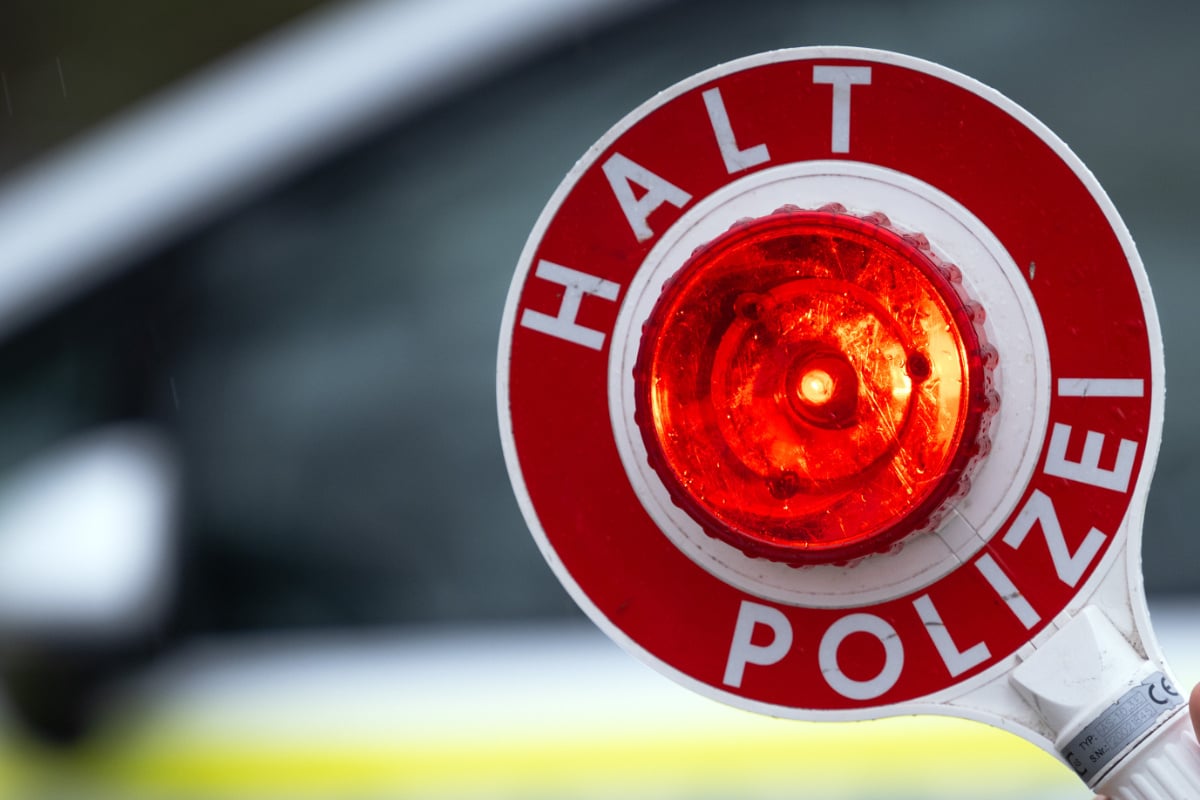 Kontrollen-zum-Jahreswechsel-Polizei-stoppt-Fahrer-mit-2-5-Promille-auf-Autobahn