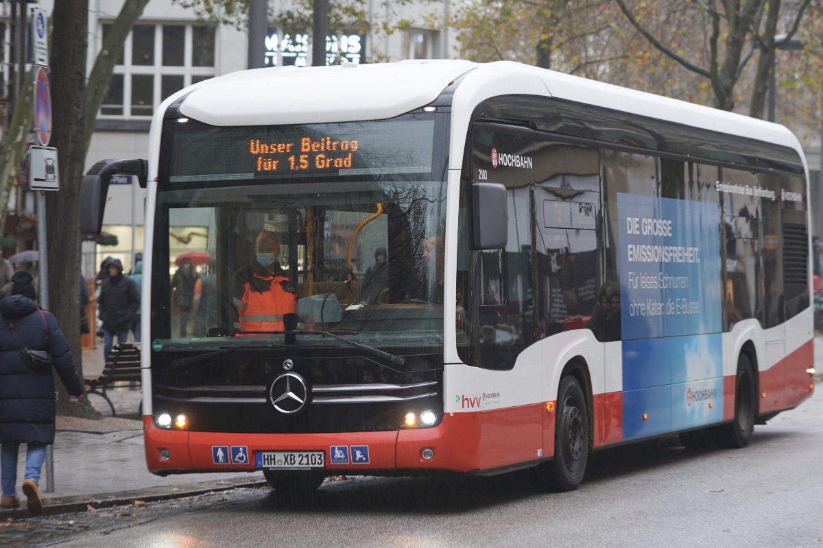 hvv-Störungen: Jungfernstieg-Baustelle wirkt sich auf Busse aus