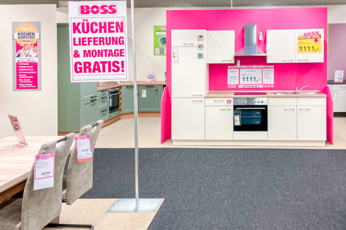 Möbel Boss hat am Samstag (30.4.) eine echt krasse Aktion in Einbeck