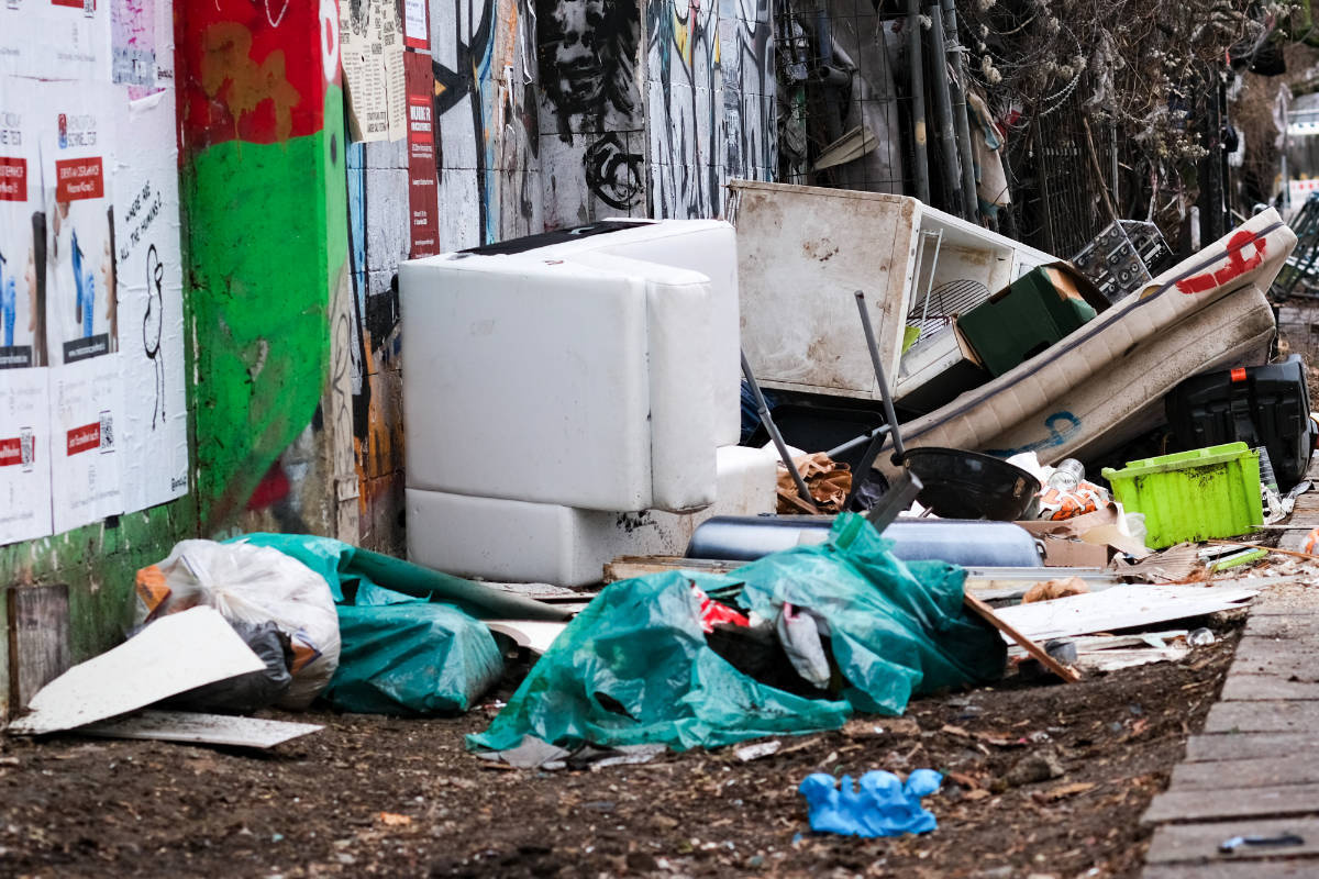 Schmutziges Geschäft: So teuer kommt Berlin illegaler Müll zu stehen
