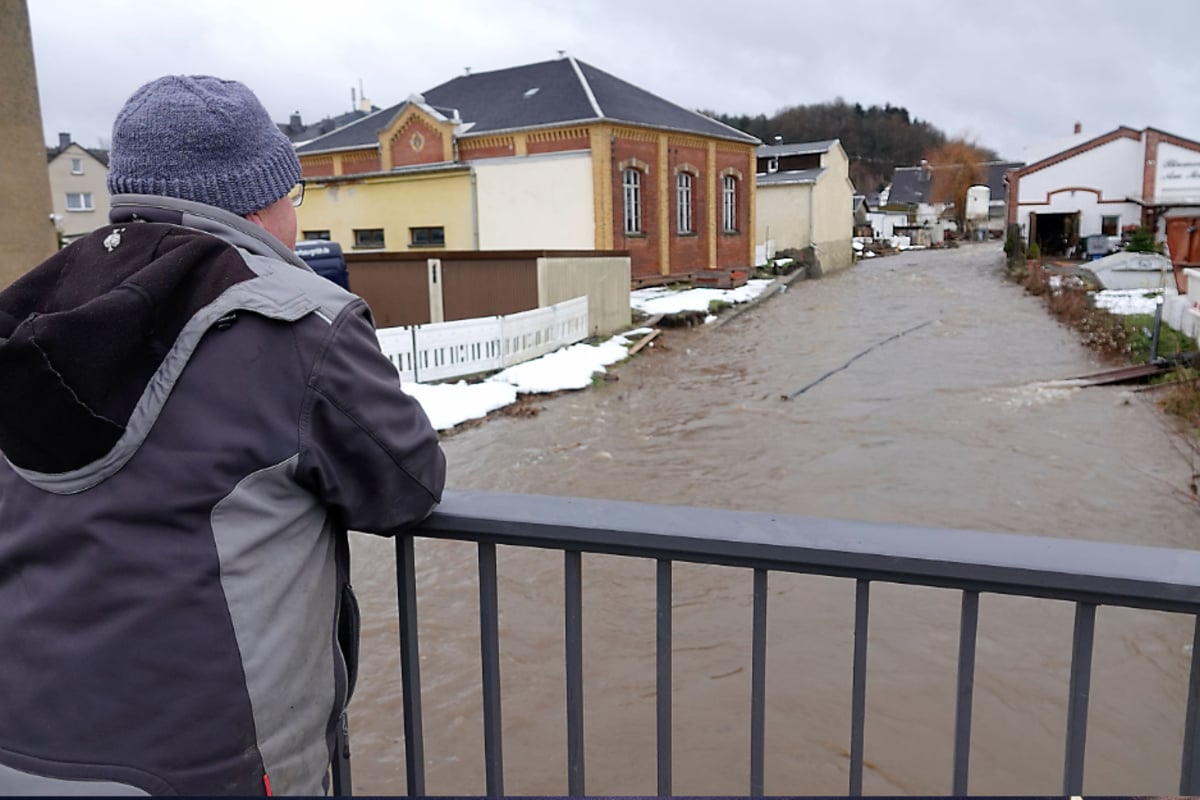 Warnstufe Drei Hochwasser Alarm In Sachsen Tag24