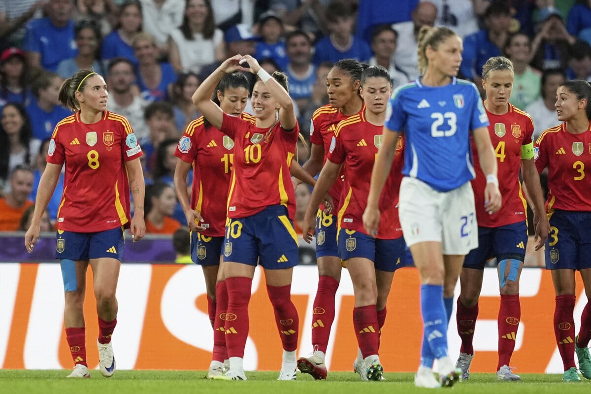 Frauen-EM-im-Liveticker-Italien-verliert-gegen-Spanien-und-steht-trotzdem-im-Viertelfinale