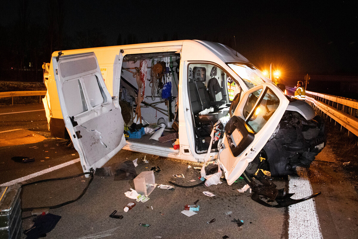 Unfall A9 Unfall Bei Ingolstadt Schwerer Crash Mit Mehreren Verletzten Auf A9 Tag24