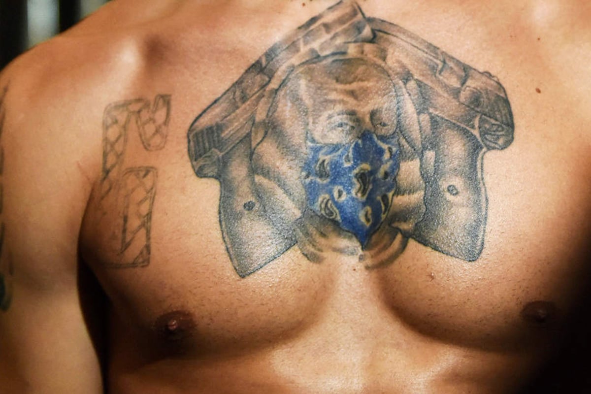Mann geht baden und stirbt wegen frisch gestochenen Tattoos TAG24
