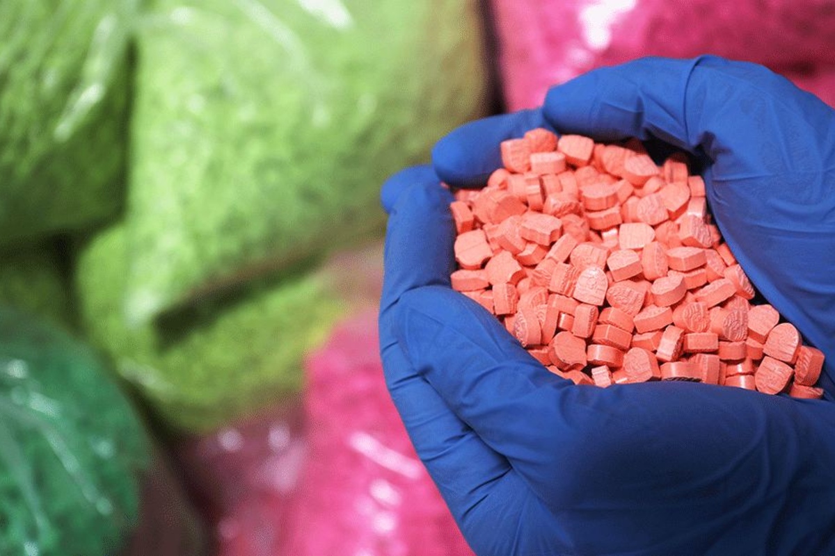 30.000 Ecstasy-Pillen und 1,3 Kilo Koks per Post ...