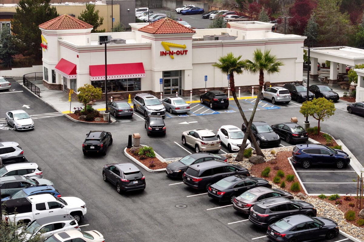 Deadly shooting at In-N-Out Burger rocks Twin Falls, Idaho – is the gunman still alive?