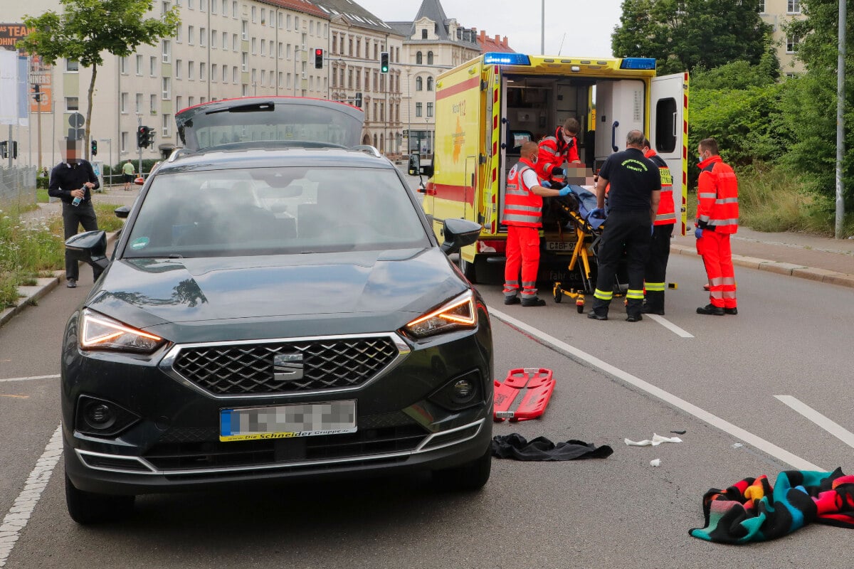 Schwerer Unfall In Chemnitz Junge 10 Von Seat Erfasst Und Schwer Verletzt Tag24