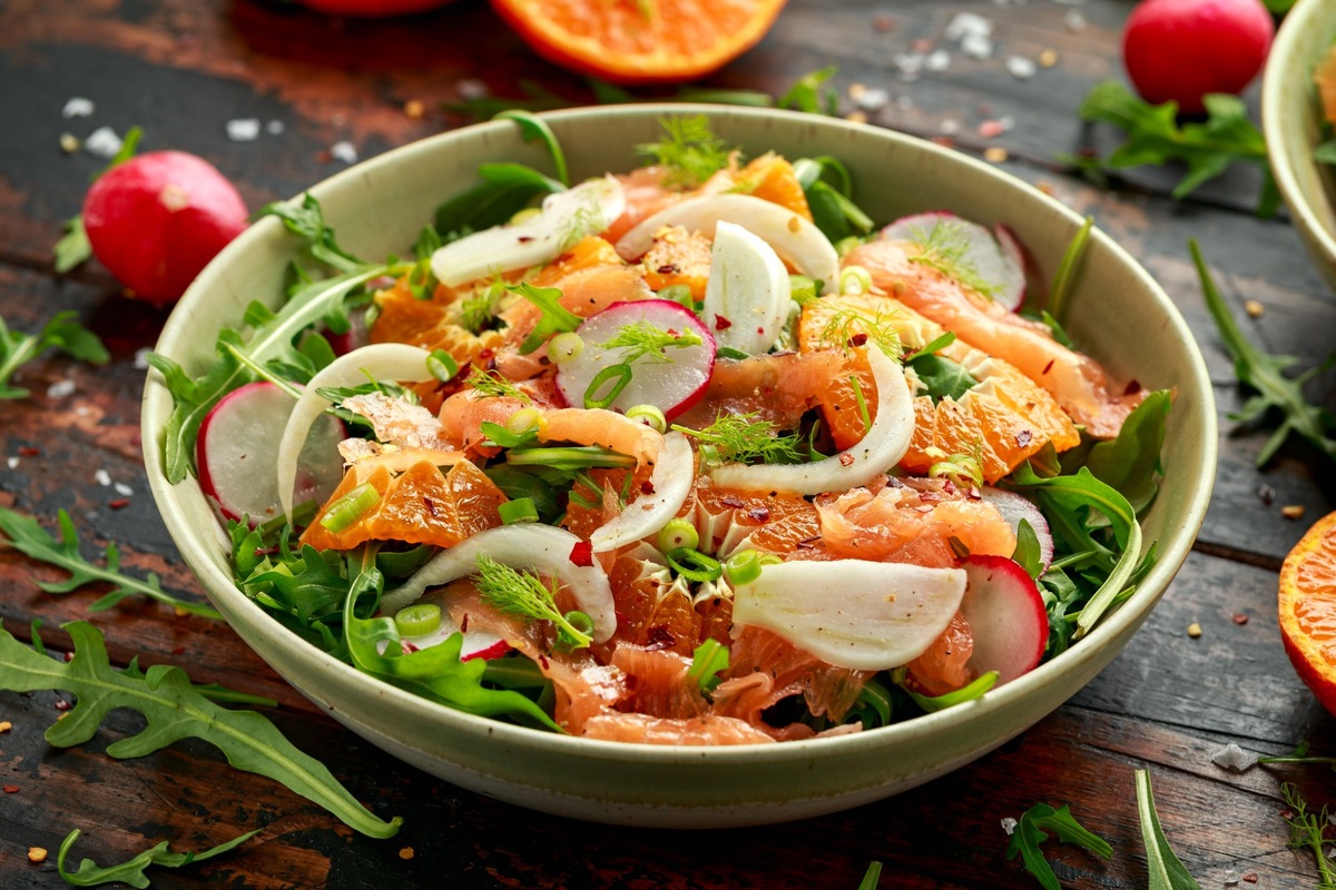 Fenchelsalat mit Orangen &amp; Räucherlachs Rezept