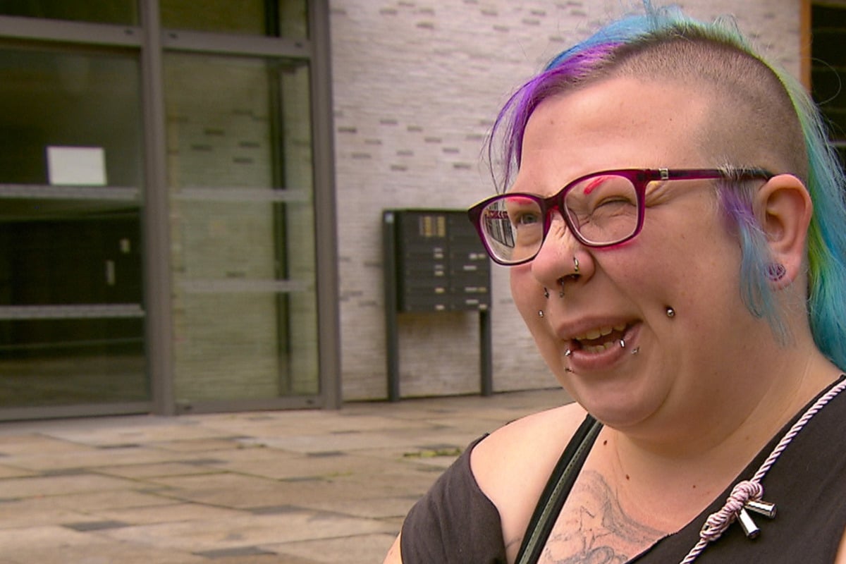 Sächsische Punkerin Lausi möchte weg vom Bürgergeld: 