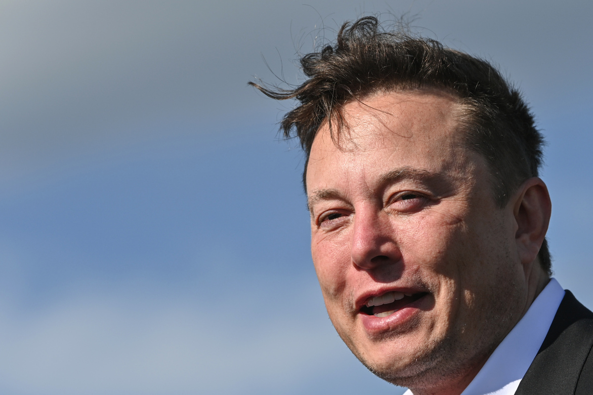 Teenager gegen Elon Musk: 14-Jähriger von Tesla auf Millionensumme verklagt!