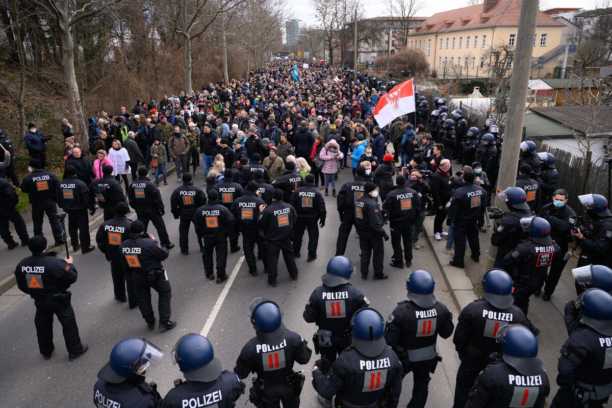 Trotz Demo-Verbot: Dresdner Polizei rüstet sich für Großeinsatz bei 