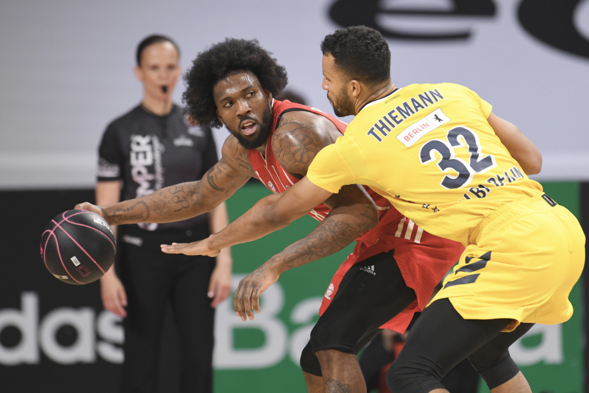 Basketball-Finals in München vor 1000 Fans in der Halle