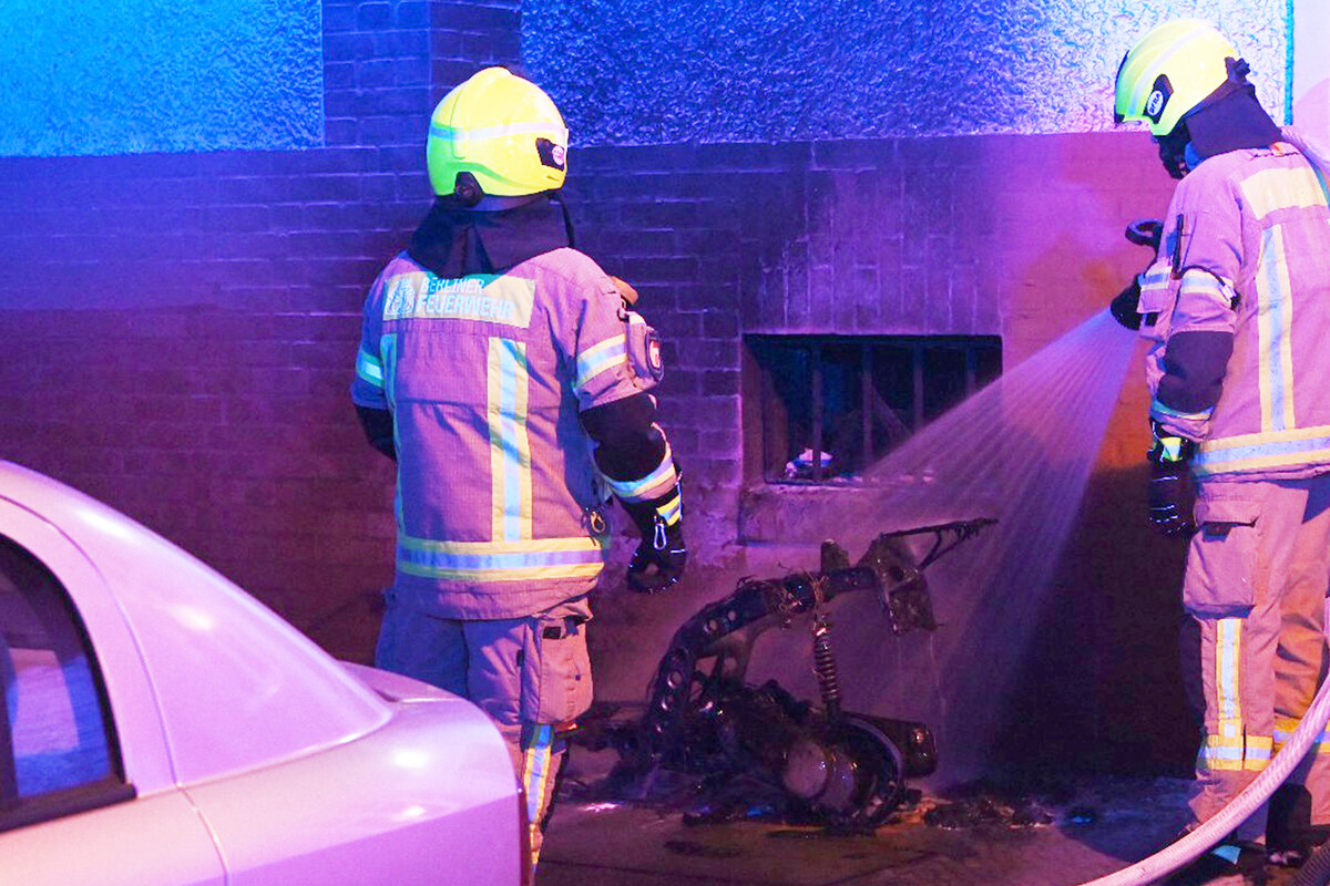 Berlin Rauch und Flammen schrecken Anwohner in Prenzlauer Berg aus dem
