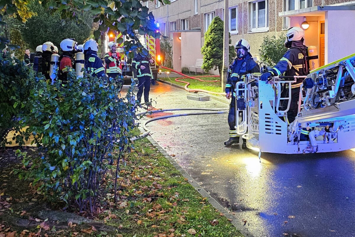 Leerstehende-Wohnung-in-Block-brennt-lichterloh-Was-ist-hier-passiert-