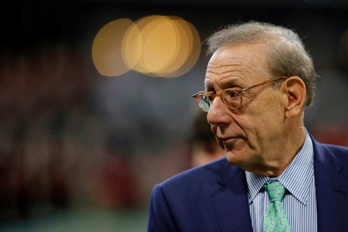 NFL suspends Dolphins owner, strips team of 2023 first-rounder for