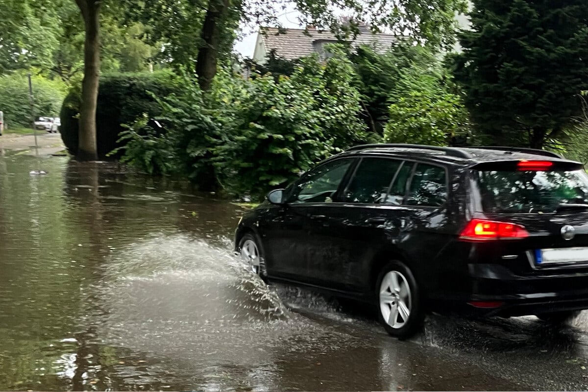 Wetter in Hamburg Stundenlanger Dauerregen statt Sommerfeeling