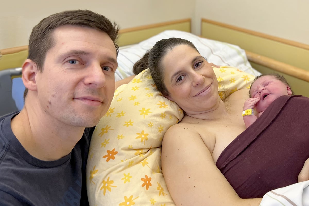 Dresdens-Neujahrsbaby-ist-da-Eltern-ganz-stolz-auf-ihr-T-chterchen