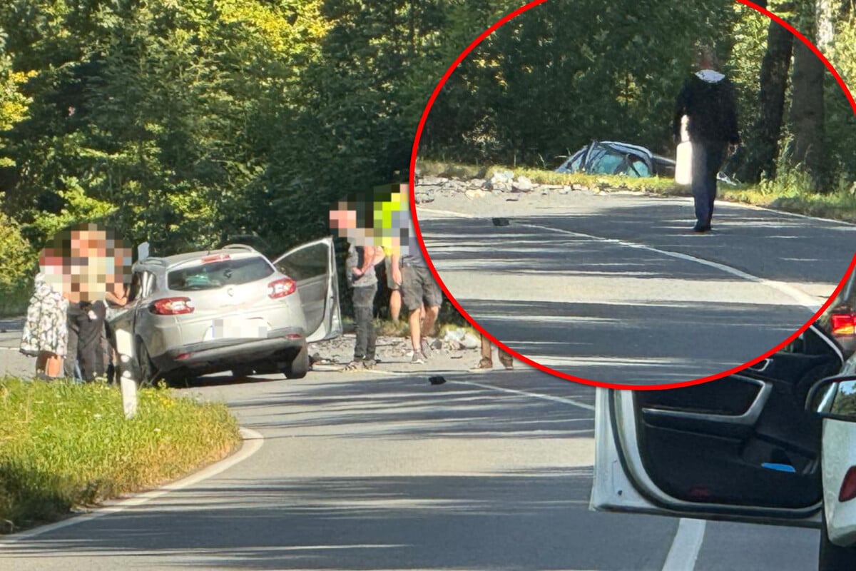 Auto-in-Graben-gelandet-Schwerer-Unfall-in-der-Dresdner-Heide