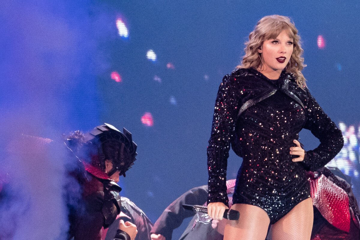 Will Taylor Swift announce “Reputation (Taylor’s Version)” at her final Wembley show?