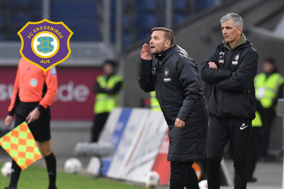 Mit-Co-Trainer-Fuchs-deutlich-gel-ster-Aue-Coach-H-rtel-geht-gut-gelaunt-ins-n-chste-Spiel