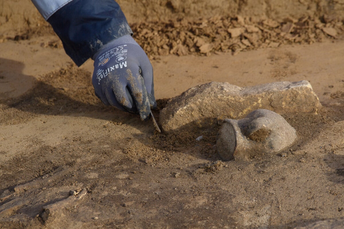 Grabungen auf Intel-Gelände: Archäologen machen spannenden Fund