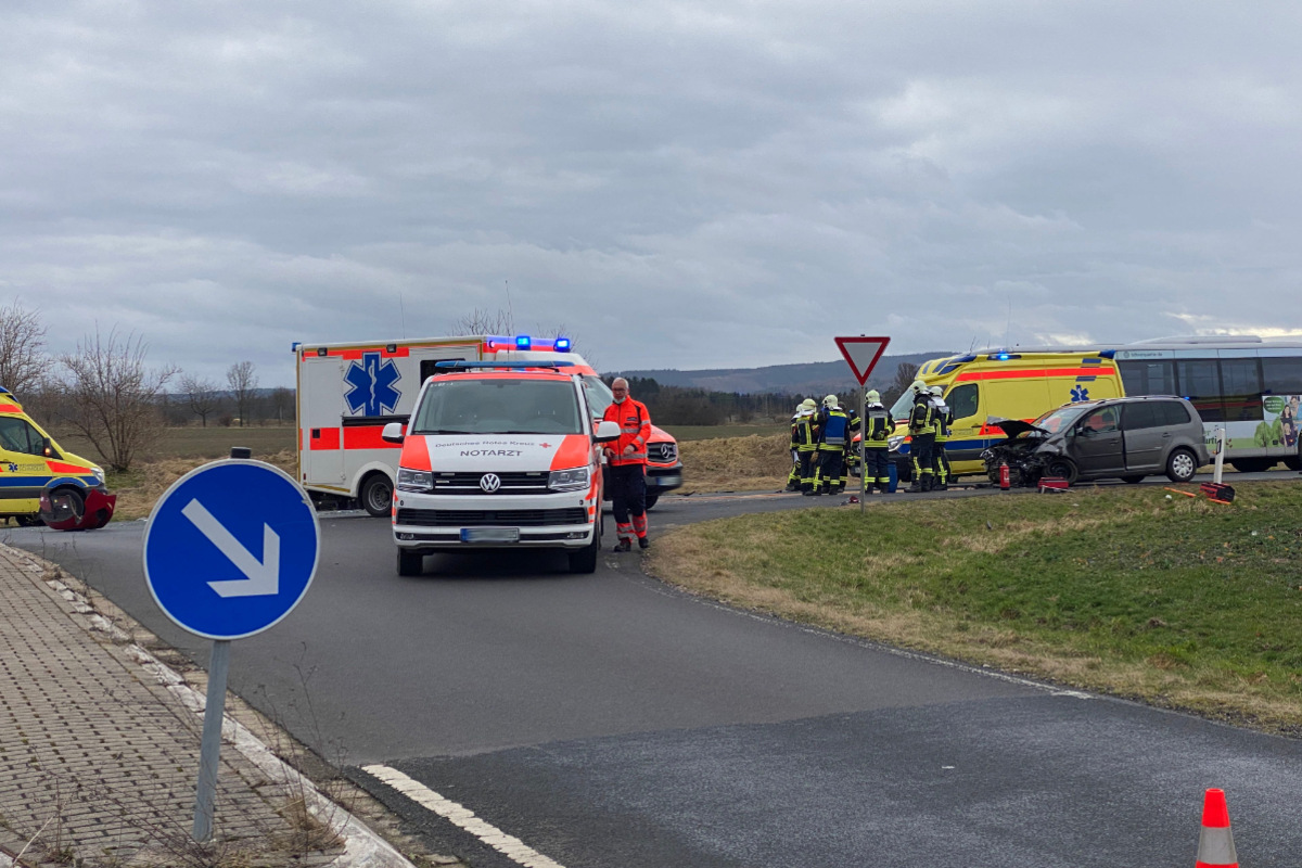 Schwerer Unfall im Landkreis Gotha Ein Todesopfer, vier weitere Verletzte