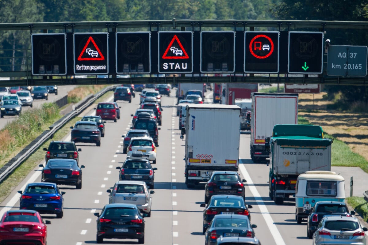 Unfall-auf-der-A9-Strecke-nach-Leipzig-voll-gesperrt