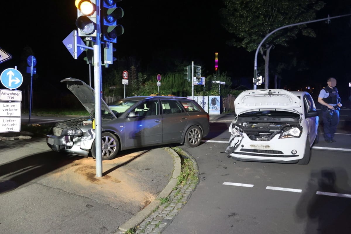 Kreuzungs-Crash-in-Chemnitz-Zwei-Verletzte