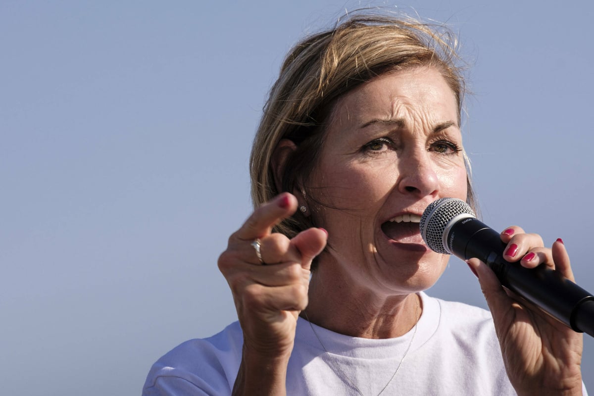 Iowa governor passes legislation permitting residents to carry a