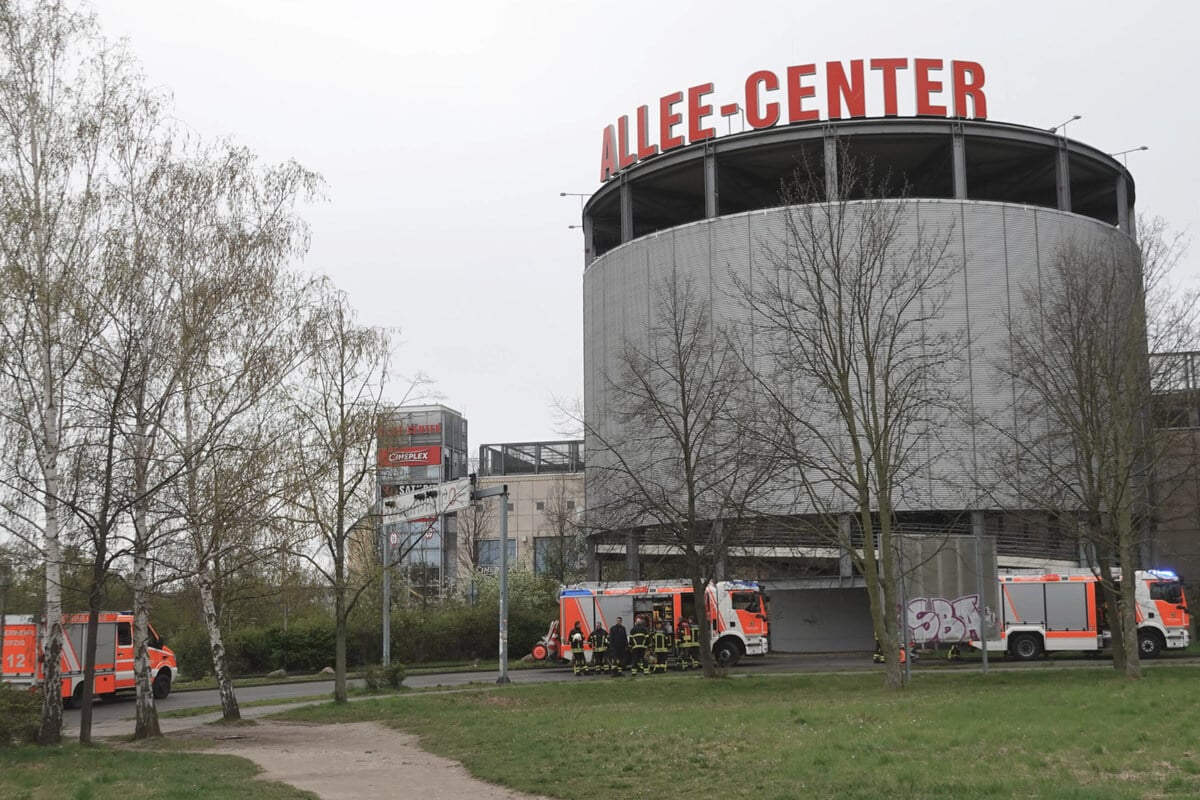 Feuer in Tiefgarage am Leipziger Allee-Center: Polizei ermittelt wegen Branddelikt