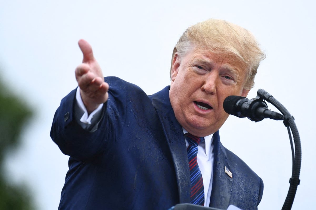 Trump admin temporarily reduces student loan interest rates by 1% for autopay borrowers