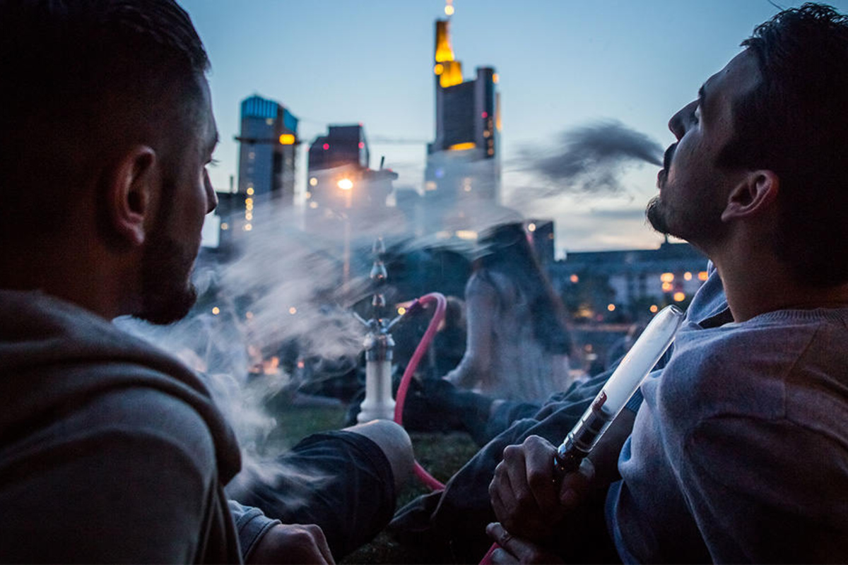 Immer Mehr Menschen Vergiftet Wie Gefahrlich Ist Shisha Rauchen Tag24