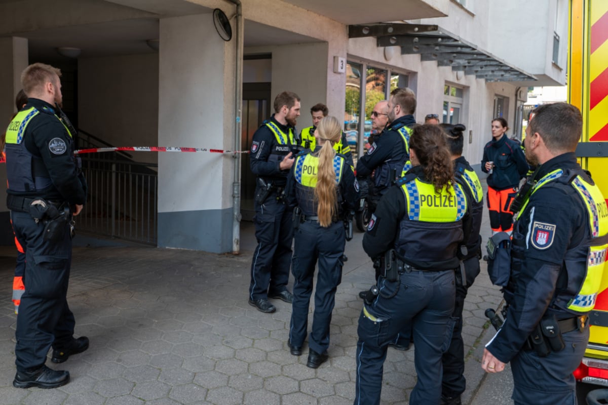 Frau-wird-in-Tiefgarage-eingequetscht-und-stirbt