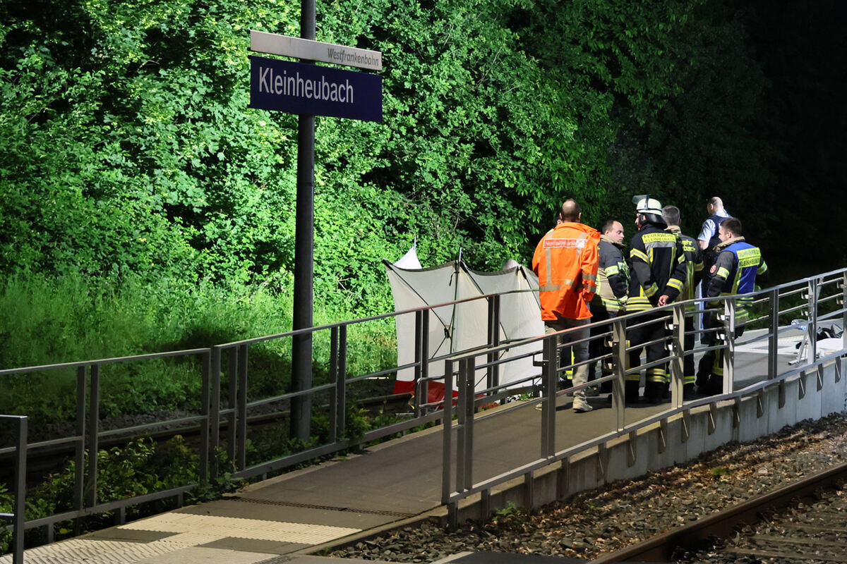 Zwei Männer (†22, †37) von Zug überrollt: Polizei glaubt nicht an Unfall!