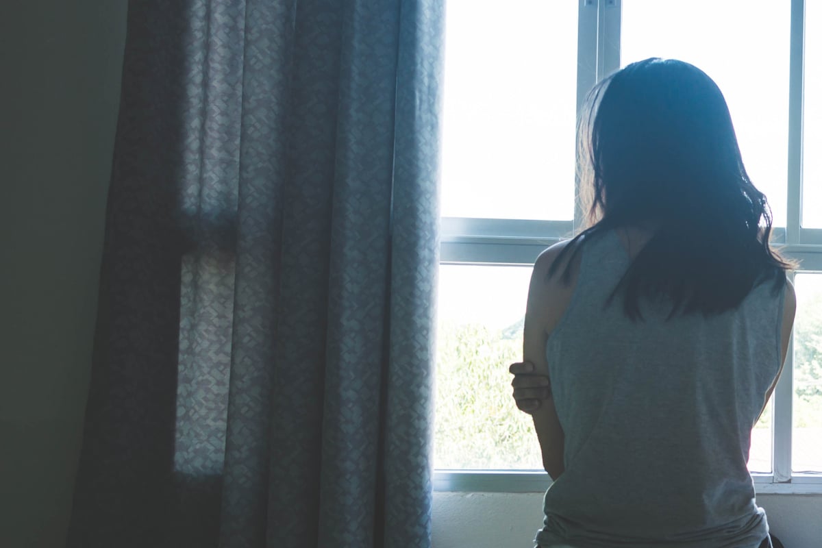Liebevoller Vater zeigt Tochter (9) plötzlich Pornos: Dann tut er etwas noch Schrecklicheres