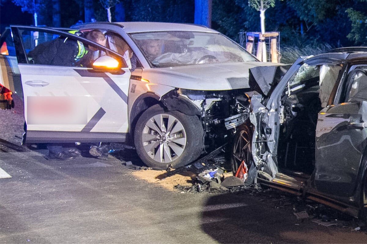 Betrunkener Fahrer kracht in Gegenverkehr: Drei Personen sch